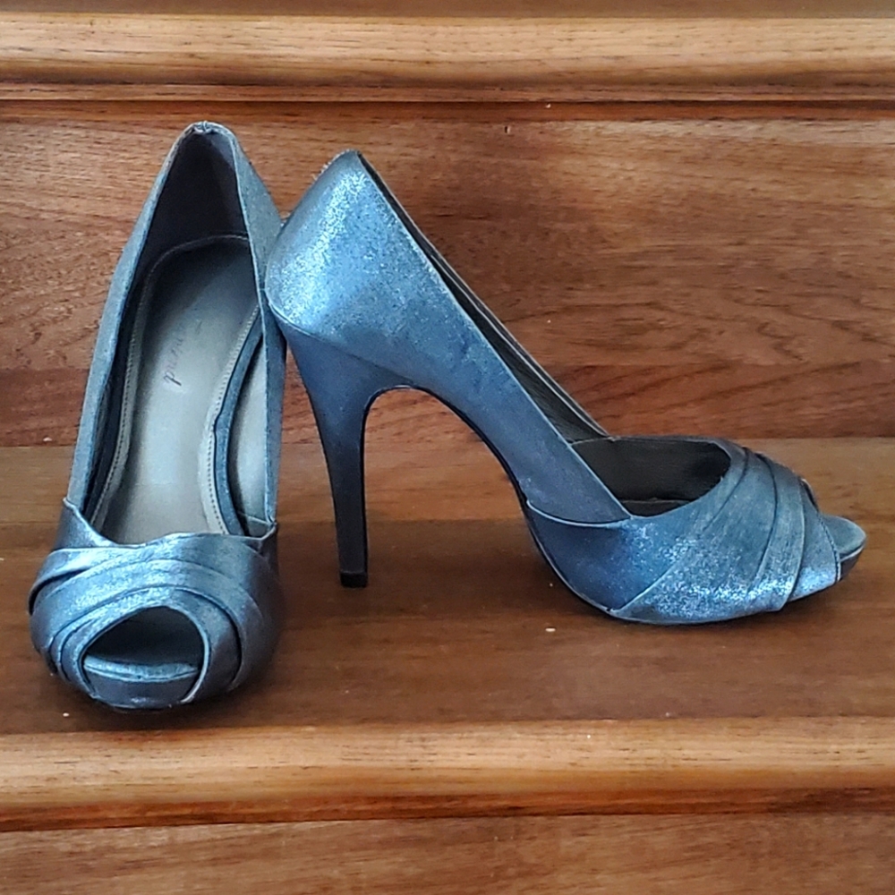 Pewter pumps